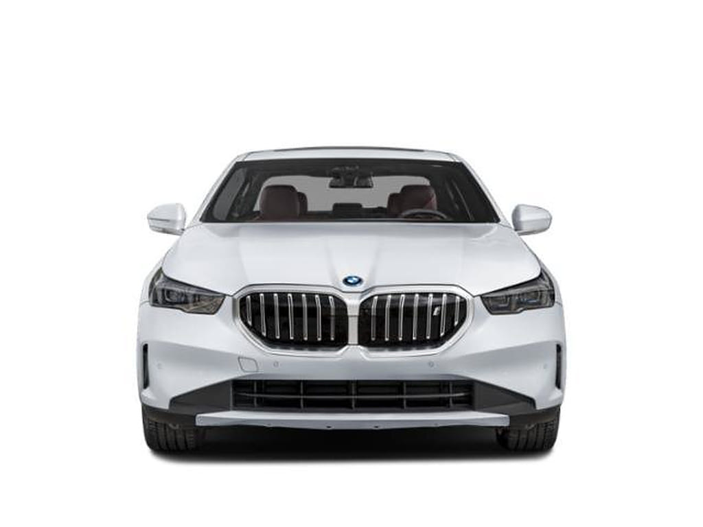 7 thumbnail image of  2027 BMW i5 xDrive40