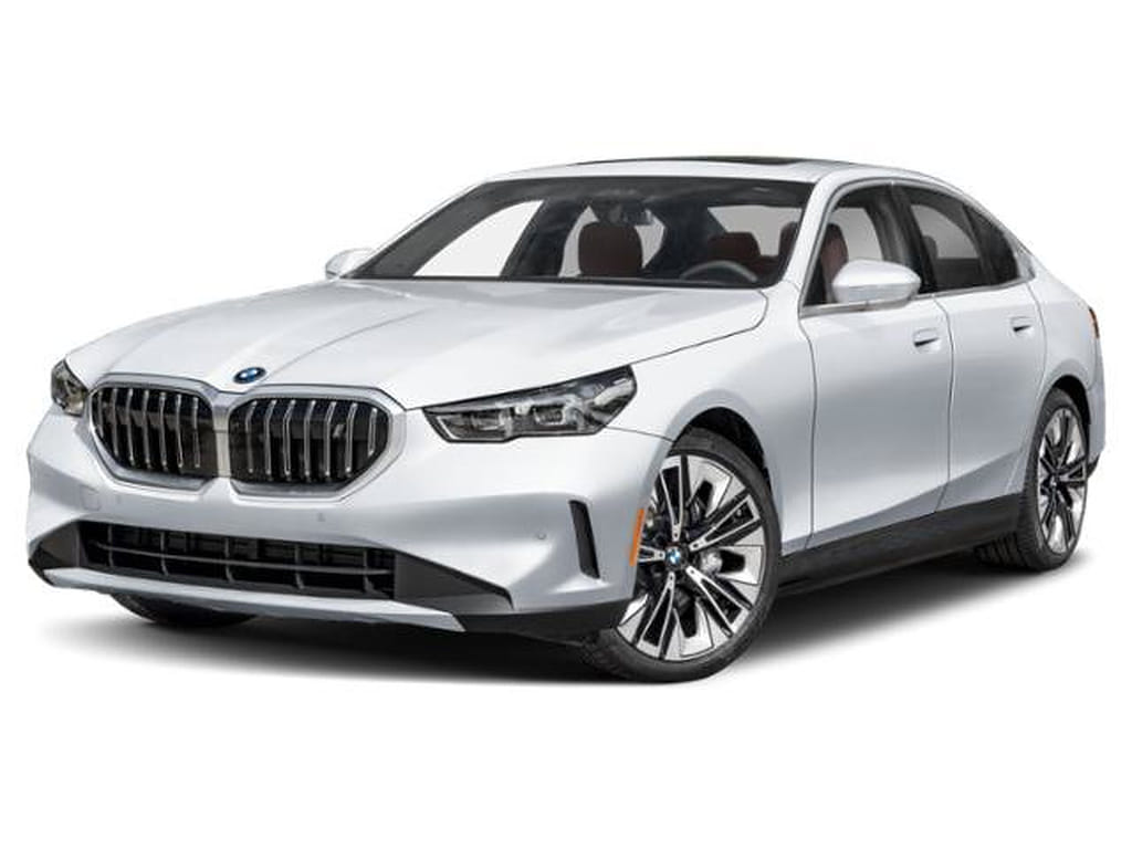 4 thumbnail image of  2027 BMW i5 xDrive40