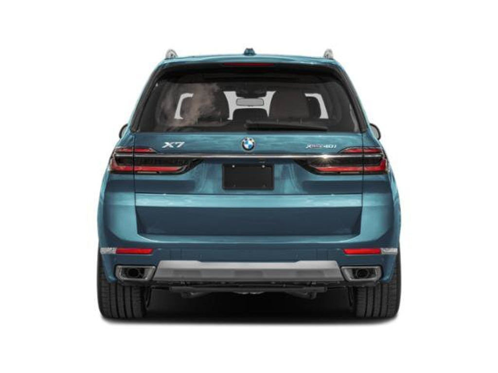 8 thumbnail image of  2027 BMW X7 xDrive40i xDrive40i