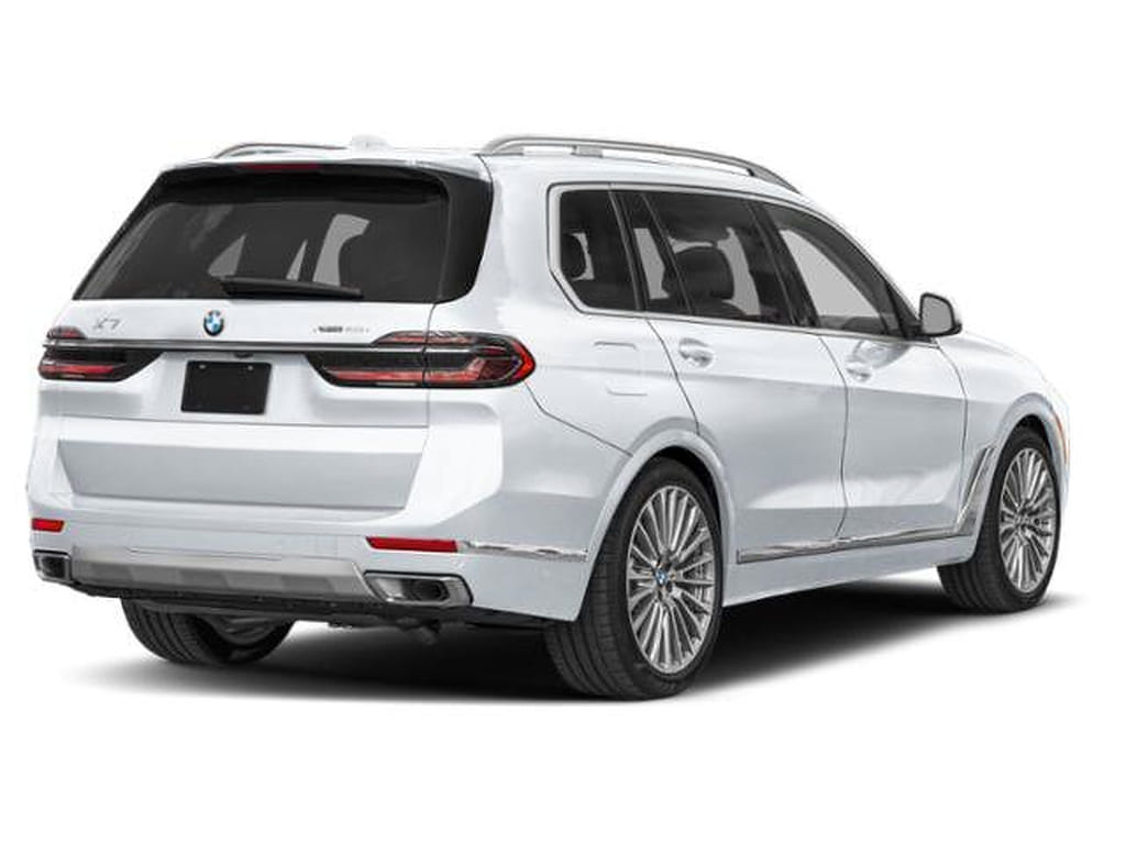 2 thumbnail image of  2027 BMW X7 xDrive40i 4DR XDRIVE 40I