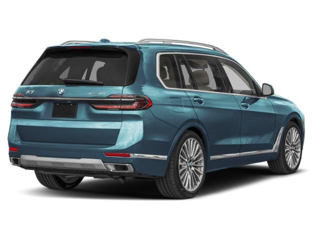 5 thumbnail image of  2027 BMW X7 xDrive40i 4DR XDRIVE 40I