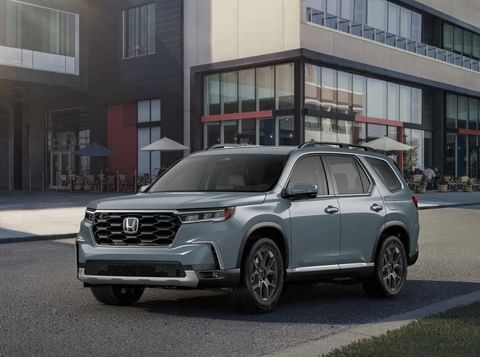 1 image of 2025 Honda Pilot Touring