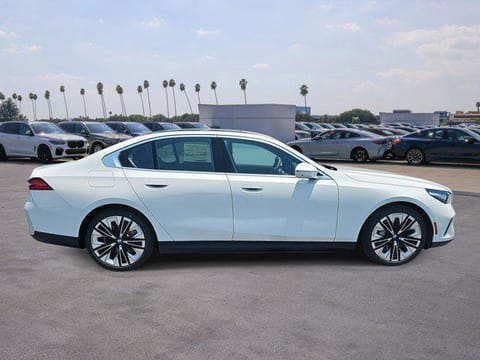 2026 BMW i5 eDrive40