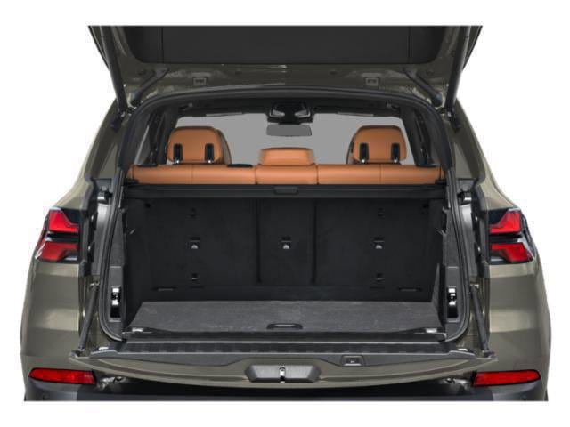 10 thumbnail image of  2026 BMW X5 M60i