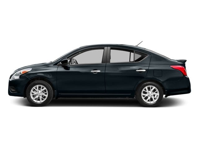 6 thumbnail image of  2016 Nissan Versa SV