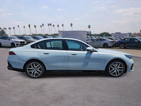 2026 BMW i5 eDrive40