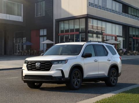 1 image of 2025 Honda Pilot Sport