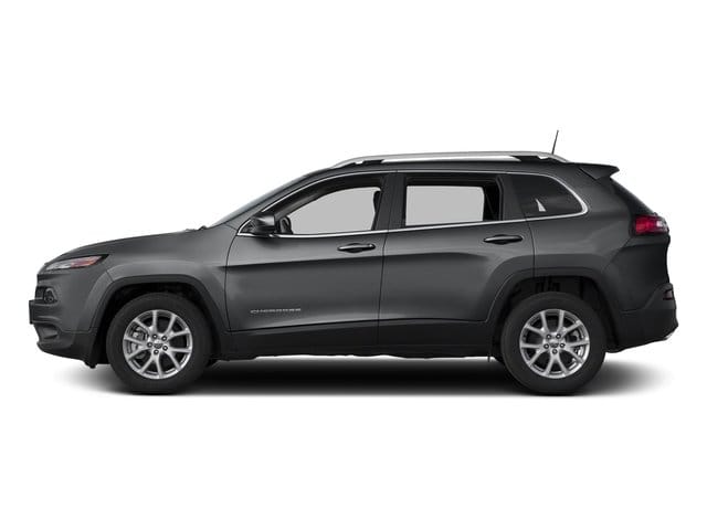 3 thumbnail image of  2018 Jeep Cherokee Latitude