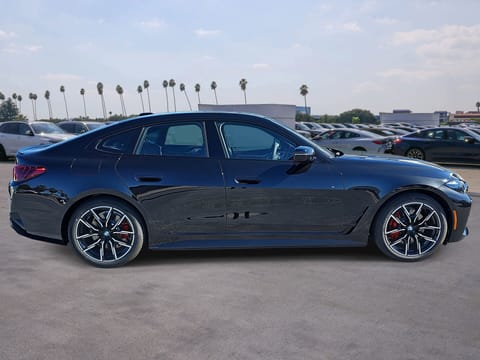 2025 BMW i4 xDrive40