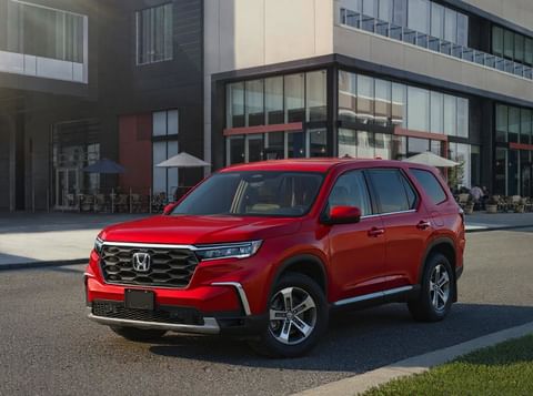 1 image of 2025 Honda Pilot EX-L