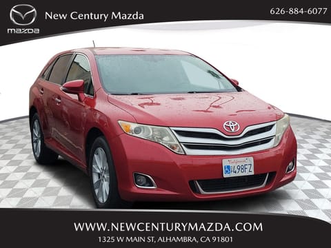 1 image of 2015 Toyota Venza LE