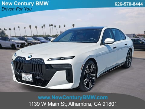1 image of 2023 BMW 7 Series 740i