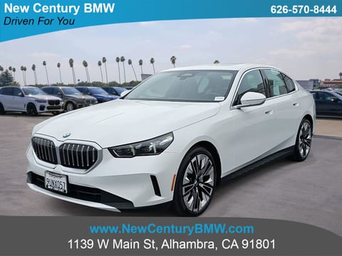 1 image of 2025 BMW 5 Series 530i