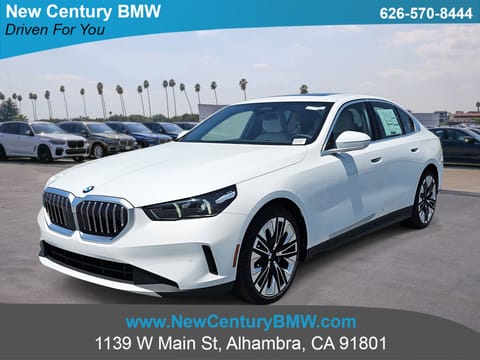 1 image of 2025 BMW 5 Series 530i