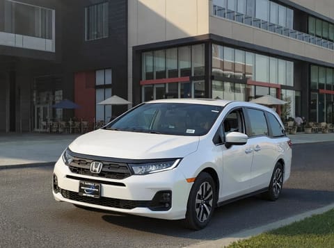 1 image of 2026 Honda Odyssey EX-L