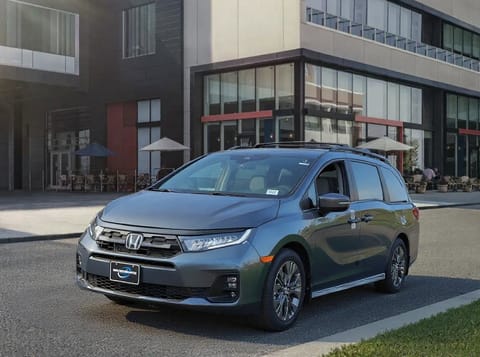 1 image of 2026 Honda Odyssey Touring