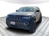 2 thumbnail image of  2017 Jeep Grand Cherokee Laredo