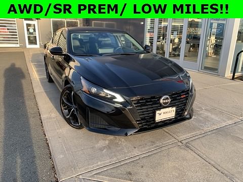 1 image of 2023 Nissan Altima 2.5 SR