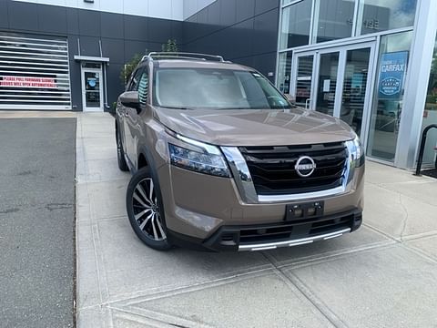 1 image of 2024 Nissan Pathfinder Platinum