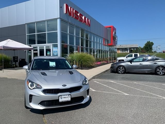 Used 2018 Kia Stinger Stinger with VIN KNAE15LA6J6033116 for sale in Latham, NY