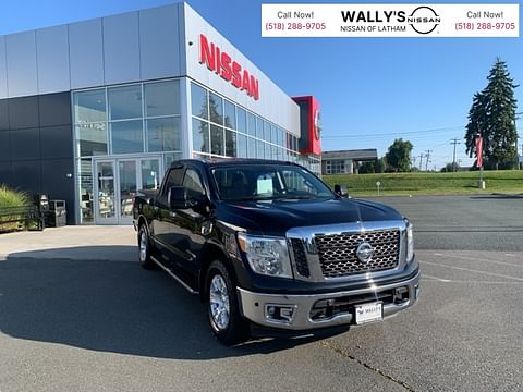 1 image of 2017 Nissan Titan SV