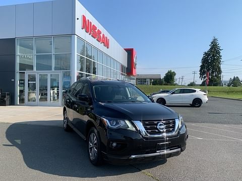 1 image of 2019 Nissan Pathfinder SV