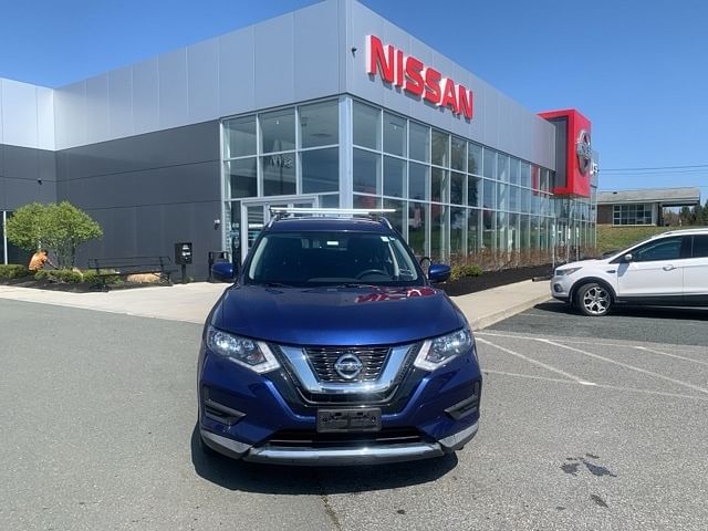 Used 2017 Nissan Rogue SV with VIN KNMAT2MV6HP546737 for sale in Latham, NY