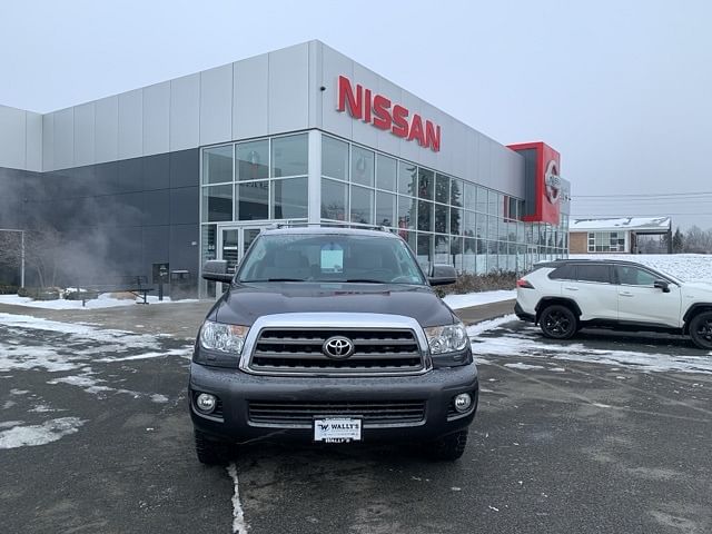 Used 2015 Toyota Sequoia SR5 with VIN 5TDBY5G10FS125924 for sale in Latham, NY