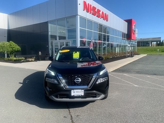 Used 2023 Nissan Rogue SV with VIN 5N1BT3BB2PC858574 for sale in Latham, NY