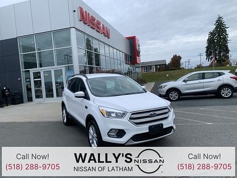 1 image of 2018 Ford Escape SE