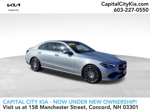 1 imagen de 2023 Mercedes-Benz C-Class C 300