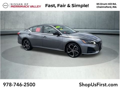 1 imagen de 2023 Nissan Altima 2.5 SR