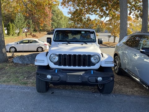 1 imagen de 2024 Jeep Wrangler Sport S 4xe