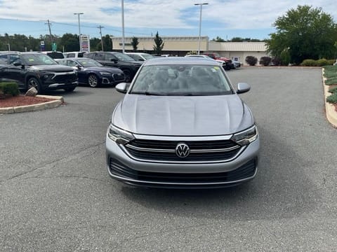 1 image of 2024 Volkswagen Jetta 1.5T SE