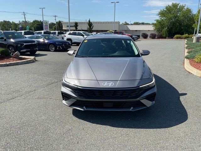 2025 Hyundai Elantra SEL