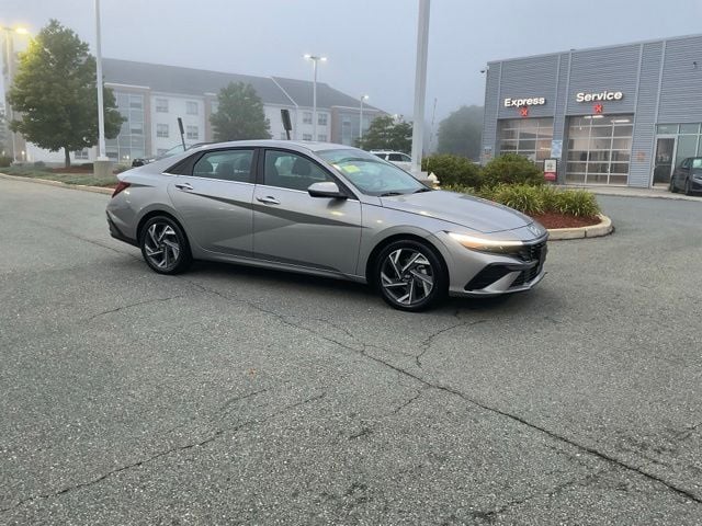 Used 2025 Hyundai Elantra SEL with VIN KMHLS4DG6SU883759 for sale in Chelmsford, MA