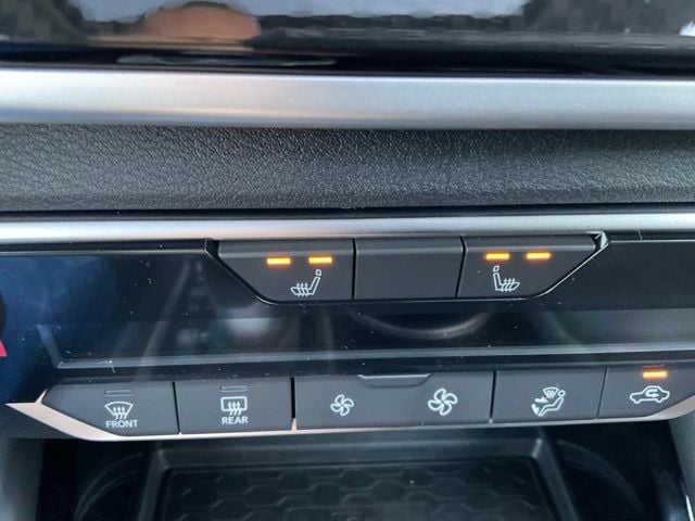 2025 Nissan Altima SR - Photo 19