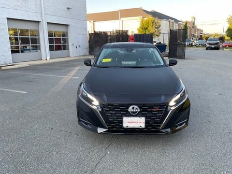 1 image of 2025 Nissan Altima 2.5 SR