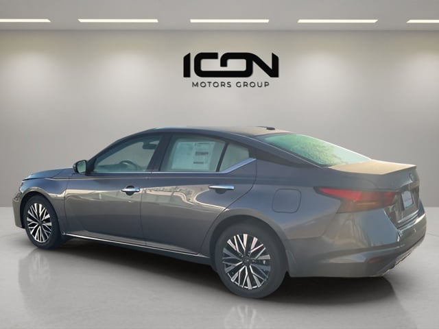 2025 Nissan Altima