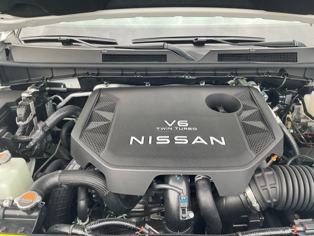 2025 Nissan Armada PRO-4X - Photo 27