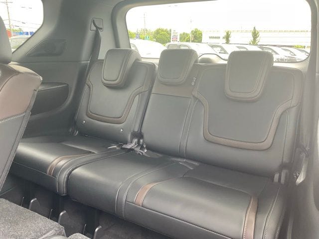 2025 Nissan Armada SL - Photo 14