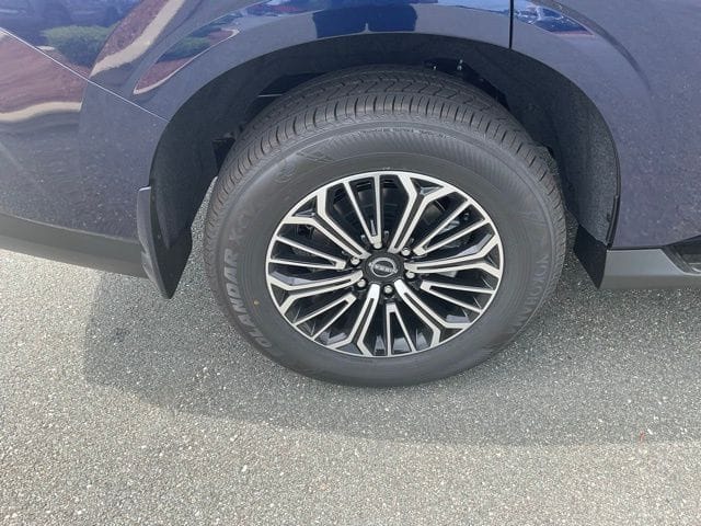 2025 Nissan Armada SL - Photo 7