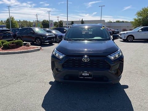 1 imagen de 2025 Toyota RAV4 XLE