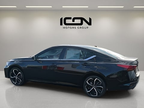1 image of 2026 Nissan Altima 2.5 SR