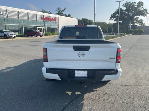 2026 Nissan Frontier SV