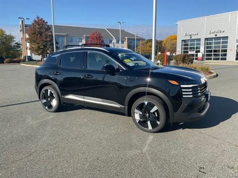 1 imagen de 2026 Nissan Kicks SR