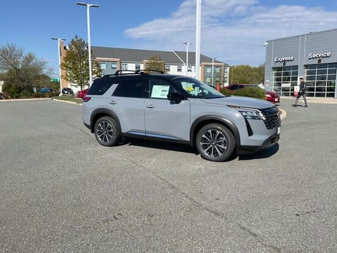 1 imagen de 2026 Nissan Pathfinder Platinum