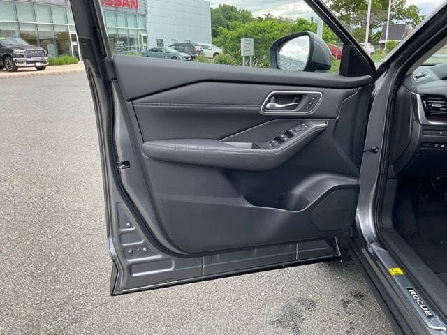 2026 Nissan Rogue Platinum - Photo 11