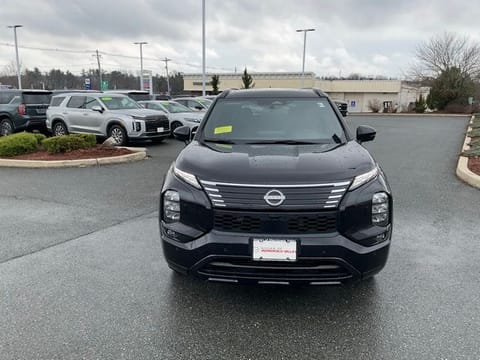 1 image of 2026 Nissan Rogue Plug-In Hybrid Platinum