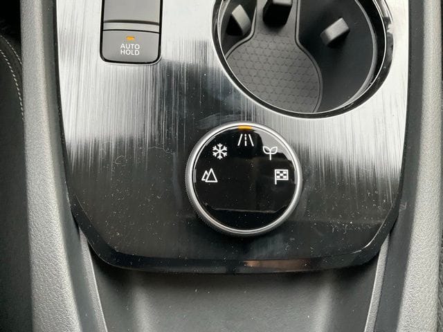 2026 Nissan Rogue SV - Photo 23